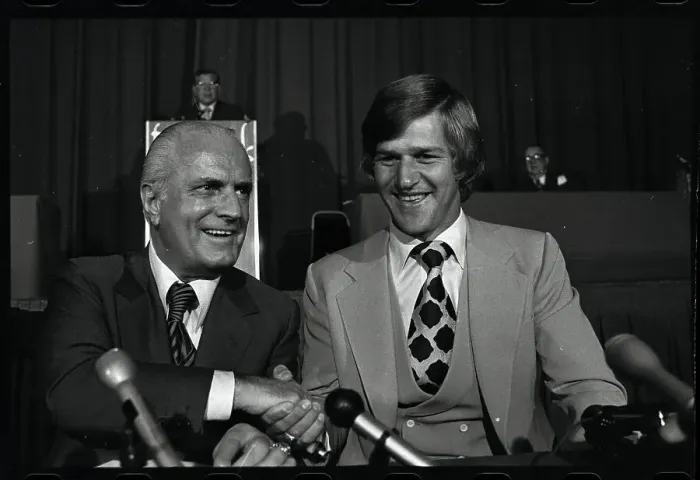 Framed Print : Bobby Orr Shaking Hands with Tommy Ivan