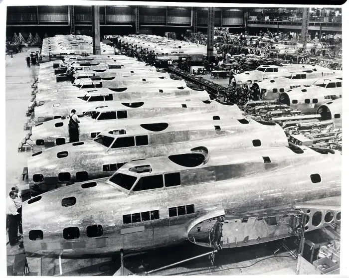 Framed Print : Boeing B-17 Flying Fortress Assembly Line Framed Print : Boeing B-17 Flying Fortress Assembly Line