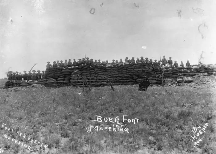 Framed Print : Boer Fort. October 1899: A Boer fortification at Mafeking Framed Print : Boer Fort. October 1899: A Boer fortification at Mafeking