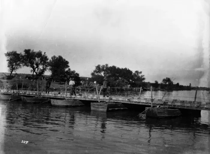 Framed Print : Boer War. circa 1900: Pontoon bridge over the Modder River Framed Print : Boer War. circa 1900: Pontoon bridge over the Modder River