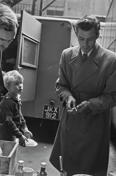 Framed Print : Bogarde's Sidekick Framed Print : Bogarde's Sidekick