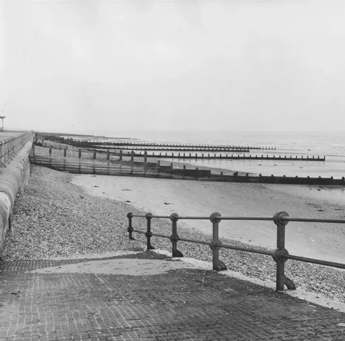 Framed Print : Bognor Sea Front 1963 Framed Print : Bognor Sea Front 1963