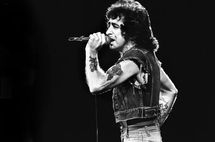 Framed Print : Bon Scott Of AC / DC Framed Print : Bon Scott Of AC / DC