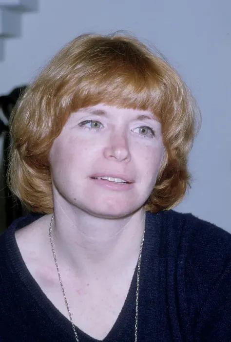 Framed Print : Bonnie Franklin Attends An Event