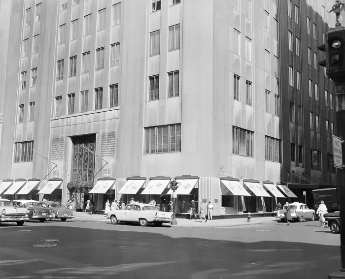 Framed Print : Bonwit and Teller Department Store