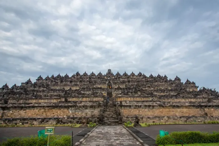 Framed Print : Borobudur Temple, Java - Indonesia Framed Print : Borobudur Temple, Java - Indonesia