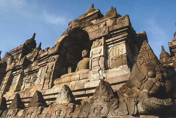 Borobudur statues