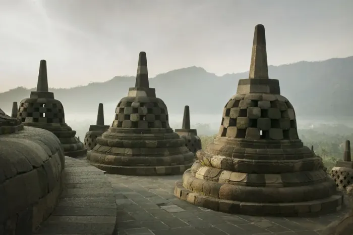 Framed Print : Borobudur Temple Framed Print : Borobudur Temple