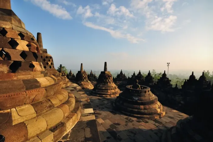 Framed Print : Borobudur Temple Framed Print : Borobudur Temple