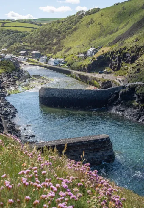 Framed Print : Boscastle Harbour, Cornwall Framed Print : Boscastle Harbour, Cornwall