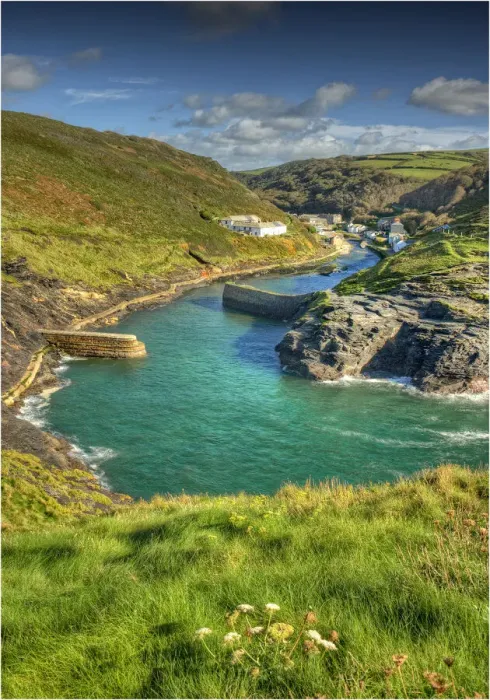 Framed Print : Boscastle Harbour, Cornwall, england Framed Print : Boscastle Harbour, Cornwall, england