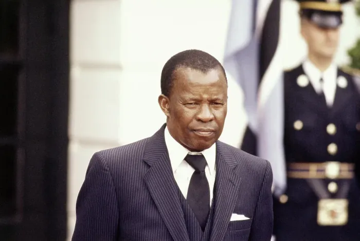Framed Print : Botswana President Quett Masire While Visiting Ronald Reagan Framed Print : Botswana President Quett Masire While Visiting Ronald Reagan