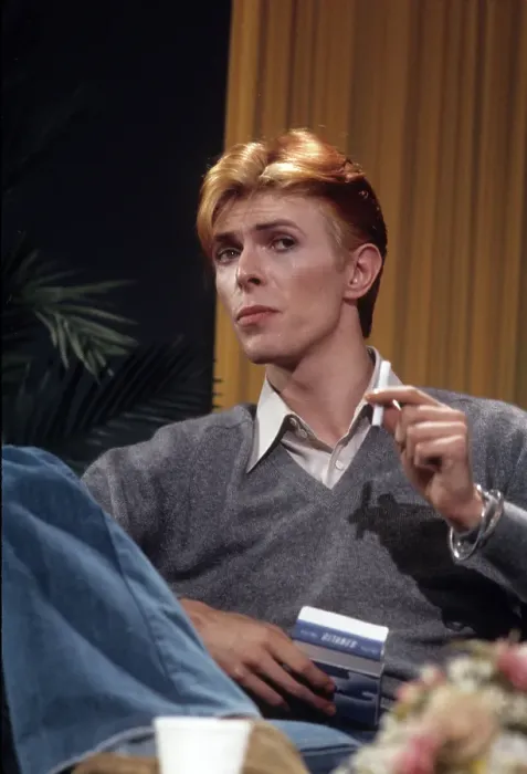 Framed Print : Bowie On Good Morning America Framed Print : Bowie On Good Morning America