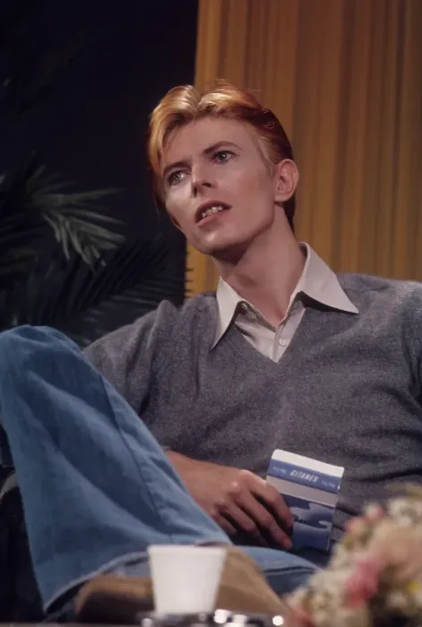 Framed Print : Bowie On Good Morning America Framed Print : Bowie On Good Morning America