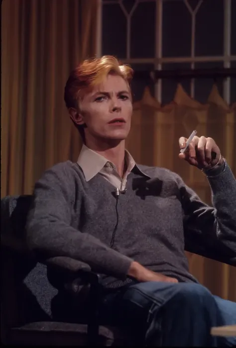 Framed Print : Bowie On Good Morning America Framed Print : Bowie On Good Morning America