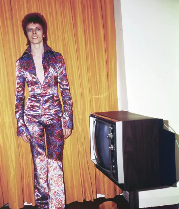 Framed Print : Bowie As Ziggy Stardust In NY Framed Print : Bowie As Ziggy Stardust In NY