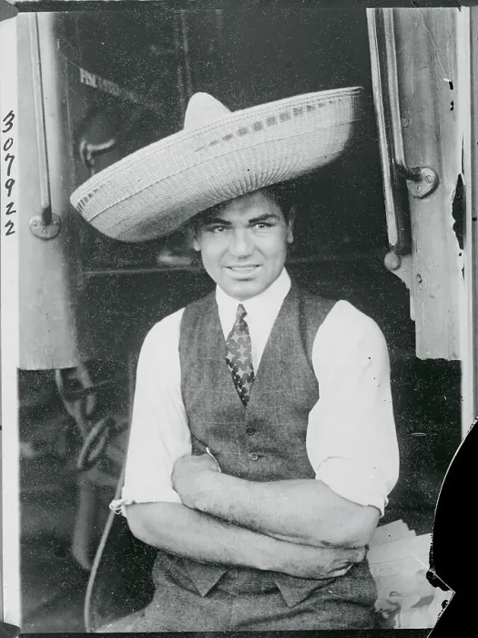 Framed Print : Boxer Jack Dempsey Posing in Mexican Hat
