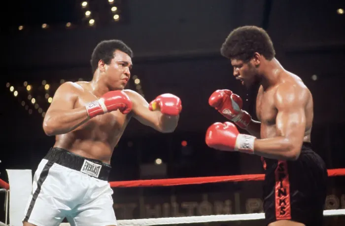Framed Print : Boxers Muhammad Ali and Leon Spinks in Match Framed Print : Boxers Muhammad Ali and Leon Spinks in Match