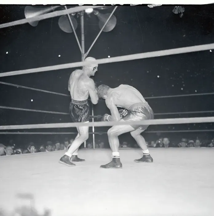 Framed Print : Boxing in Action Framed Print : Boxing in Action