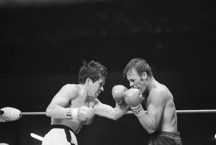Framed Print : Boxing Action, Saldavar Sends Left To Face Framed Print : Boxing Action, Saldavar Sends Left To Face