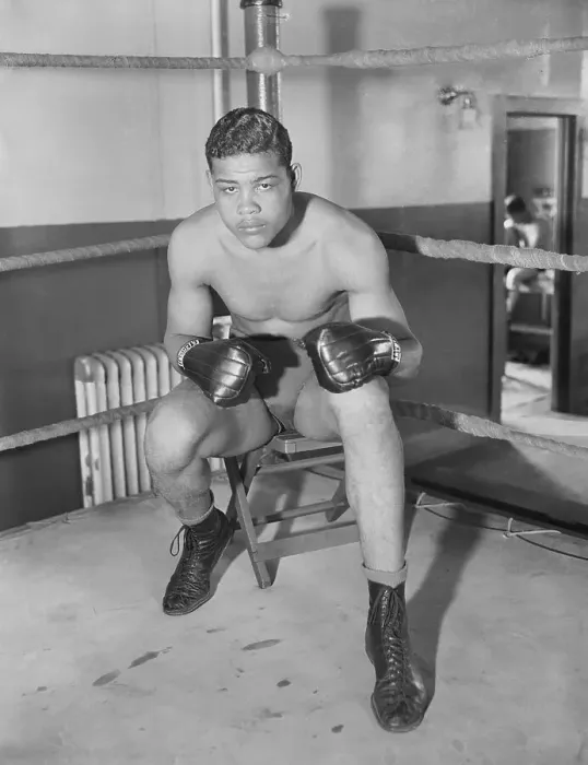 Framed Print : Boxing Champ Joe Louis