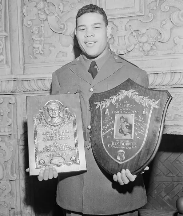 Framed Print : Boxing Champion Joe Louis with Special Sports Awards Framed Print : Boxing Champion Joe Louis with Special Sports Awards