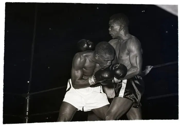 Framed Print : Boxing;Boxer W / Head Down To Get In & Pun Framed Print : Boxing;Boxer W / Head Down To Get In & Pun