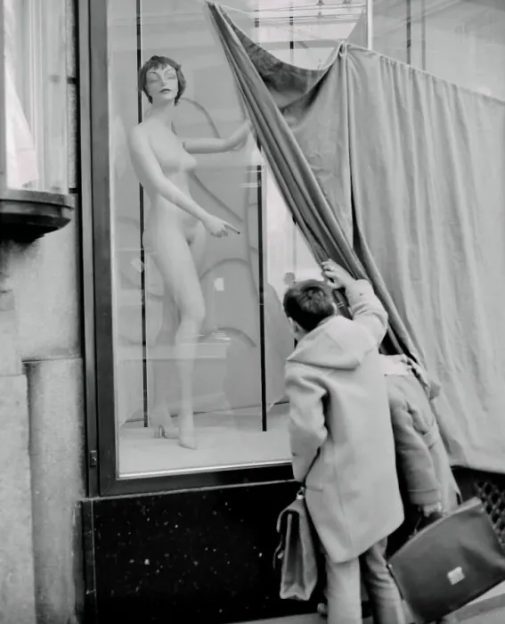 Framed Print : Two Boys Peeking at Unclothed Mannequin Framed Print : Two Boys Peeking at Unclothed Mannequin