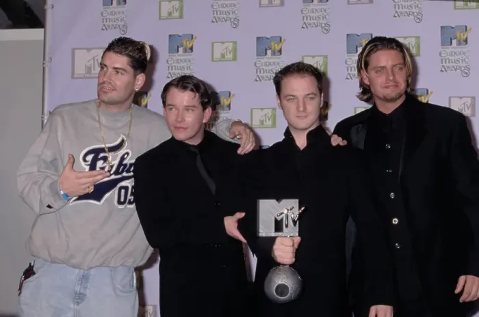 Framed Print : Boyzone Attend 1999 MTV Europe Music Awards Framed Print : Boyzone Attend 1999 MTV Europe Music Awards