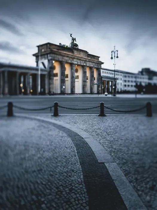 Framed Print : Brandenburg Gate, Berlin, Germany Framed Print : Brandenburg Gate, Berlin, Germany