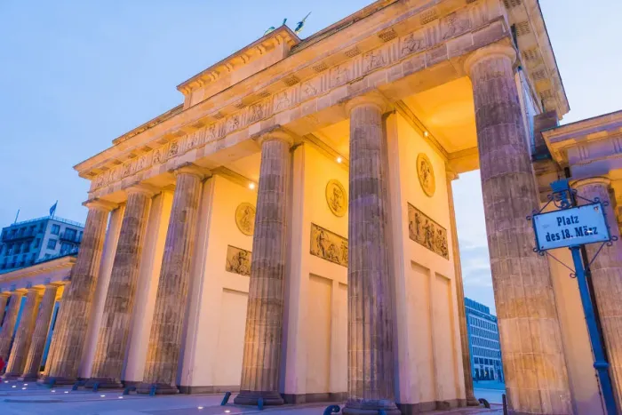 Framed Print : Brandenburger Tor (Brandenburg Gate), famous landmark in Berlin Germany Framed Print : Brandenburger Tor (Brandenburg Gate), famous landmark in Berlin Germany