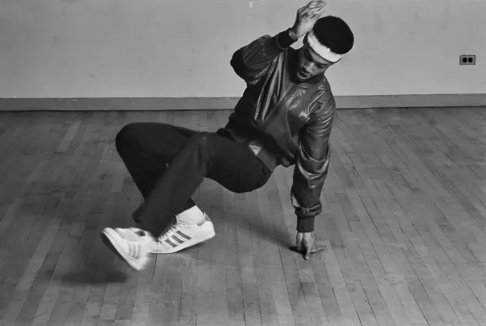 Framed Print : Breaking Moves - Footwork Framed Print : Breaking Moves - Footwork