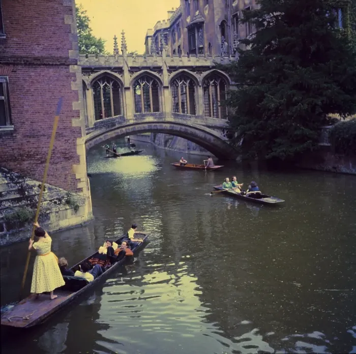 Framed Print : Bridge Of Sighs Framed Print : Bridge Of Sighs