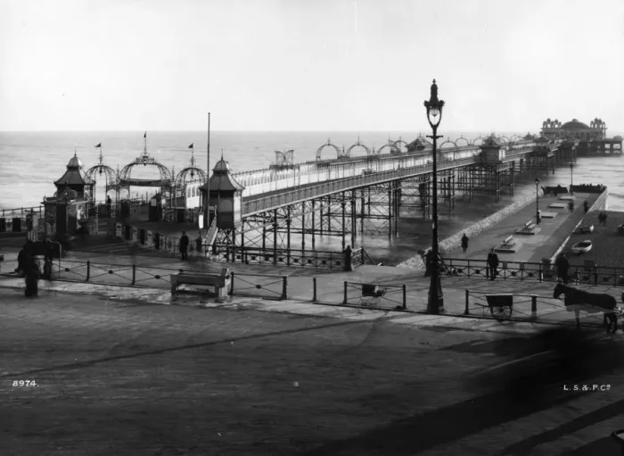 Framed Print : Brighton Palace Pier