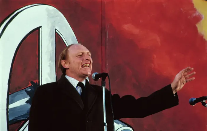 Framed Print : Britain's Neil Kinnock Speaking Framed Print : Britain's Neil Kinnock Speaking