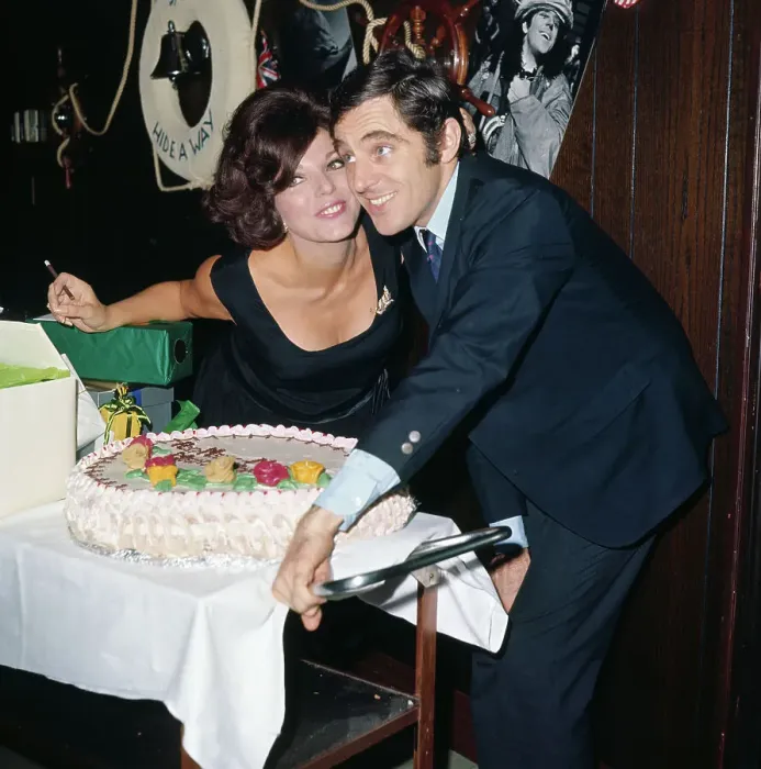 Framed Print : British Actor Anthony Newley and Wife Joan Collins Framed Print : British Actor Anthony Newley and Wife Joan Collins