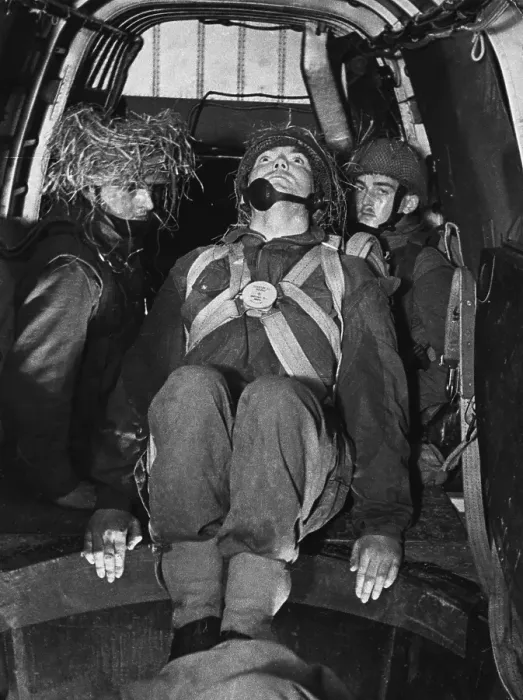 Framed Print : British Paratrooper Framed Print : British Paratrooper