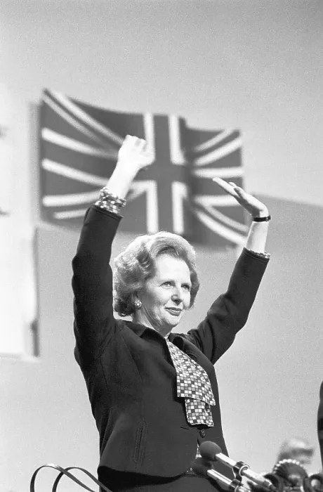 Framed Print : British Prime Minister Margaret Thatcher Framed Print : British Prime Minister Margaret Thatcher