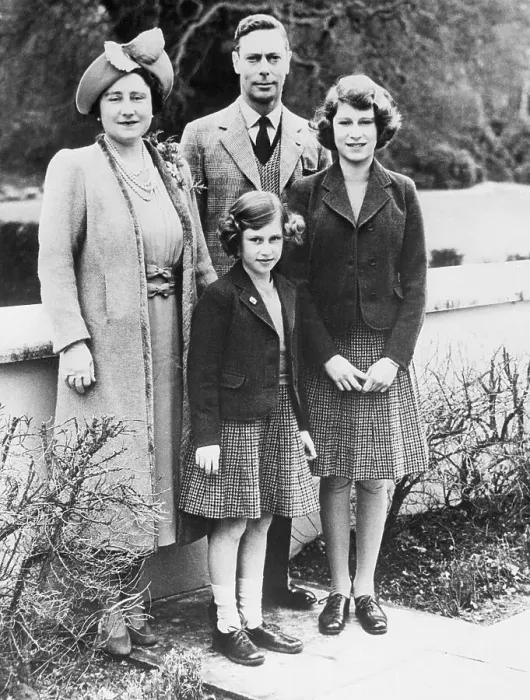 Framed Print : British Royal Family At Windsor Castle Framed Print : British Royal Family At Windsor Castle