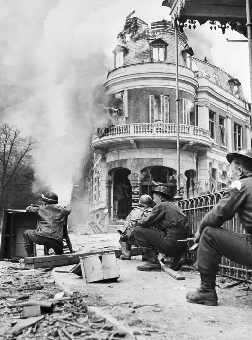 Framed Print : British Soldiers Taking Cover Framed Print : British Soldiers Taking Cover