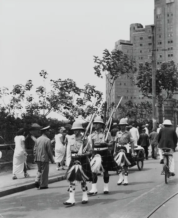 Framed Print : British Withdrawal From China