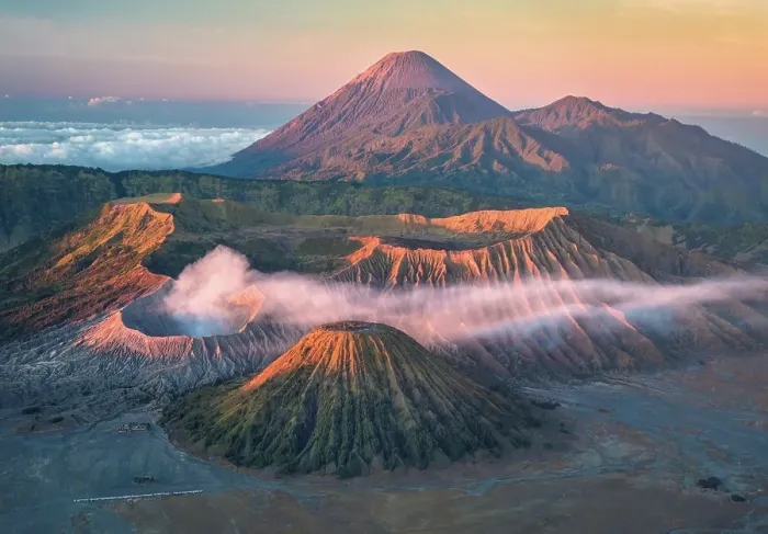 Framed Print : Bromo Vocalno at sunrise, East Java, Indonesia Framed Print : Bromo Vocalno at sunrise, East Java, Indonesia