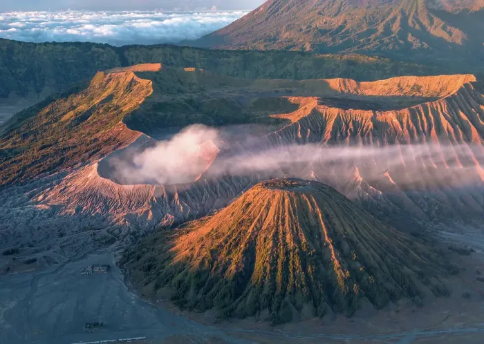 Framed Print : Bromo Vocalno at sunrise, East Java, Indonesia Framed Print : Bromo Vocalno at sunrise, East Java, Indonesia