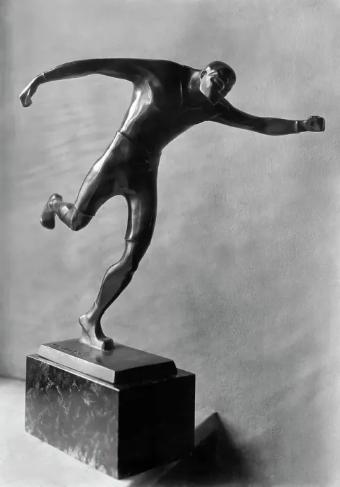 Framed Print : Bronze Sculpture, Physical Culture Museum, Berlin Framed Print : Bronze Sculpture, Physical Culture Museum, Berlin
