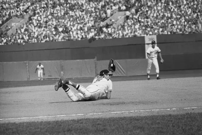 Framed Print : Brooks Robinson Making Diving Catch Framed Print : Brooks Robinson Making Diving Catch