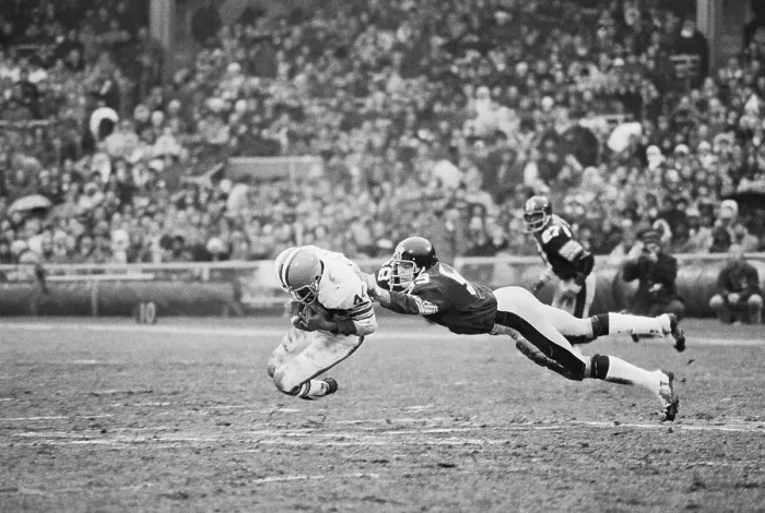 Framed Print : Browns-Steelers Action Framed Print : Browns-Steelers Action