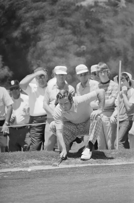 Framed Print : Bruce Campton Lining up a Putt Framed Print : Bruce Campton Lining up a Putt