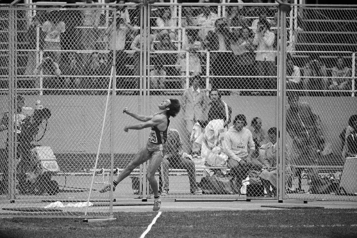 Framed Print : Bruce Jenner in Decathlon Action Framed Print : Bruce Jenner in Decathlon Action