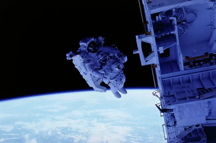 Framed Print : Bruce McCandless in Manned Maneuvering Unit Framed Print : Bruce McCandless in Manned Maneuvering Unit