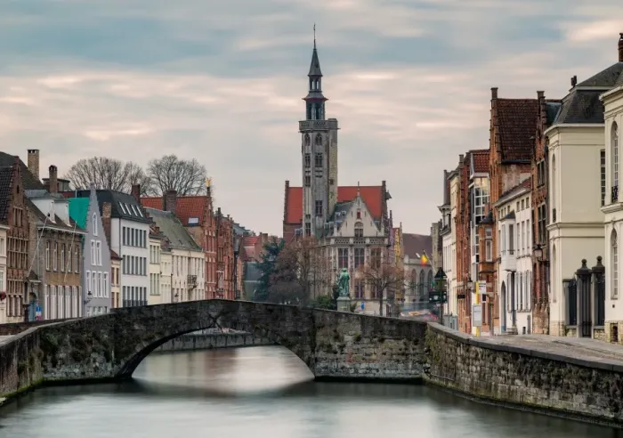 Framed Print : Bruges Canal Framed Print : Bruges Canal